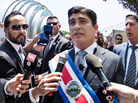 Allanan oficina del presidente de Costa Rica por investigaciones