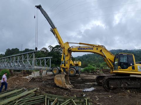 En unos ocho días estaría listo puente delta en la vía Alóag-Santo Domingo de los Tsáchilas