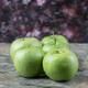 Las razones por las que debes comer una manzana verde en ayunas