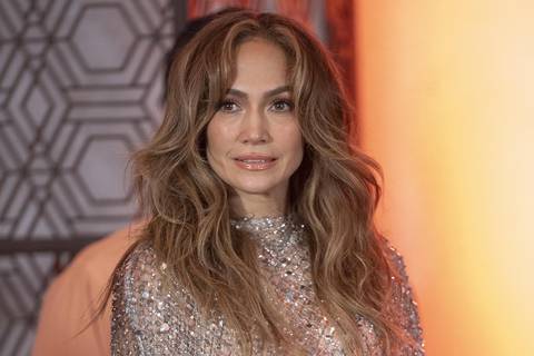 Jennifer Lopez responde tajante a periodista que le preguntó sobre rumores de separación de Ben Affleck: Así fue el gesto incómodo de la artista