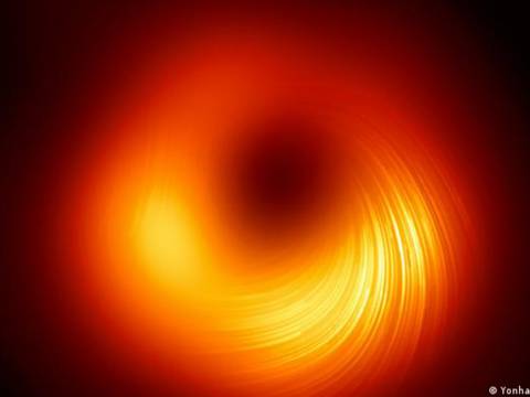 Científicos refutan controvertida teoría de Stephen Hawking sobre los agujeros negros