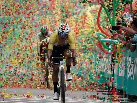 Jonathan Caicedo se afirma en el liderato general de la Vuelta Bantrab