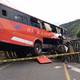 Al menos cinco fallecidos deja volcamiento de bus en la vía a Baños