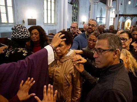 Templo de EE. UU. atrae a sus fieles con el lenguaje de señas