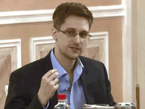 Edward Snowden recibe permiso de residencia en Rusia por tres años