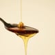 El notable efecto de la miel como estimulante hormonal que ayuda a relajarte y dormir mejor