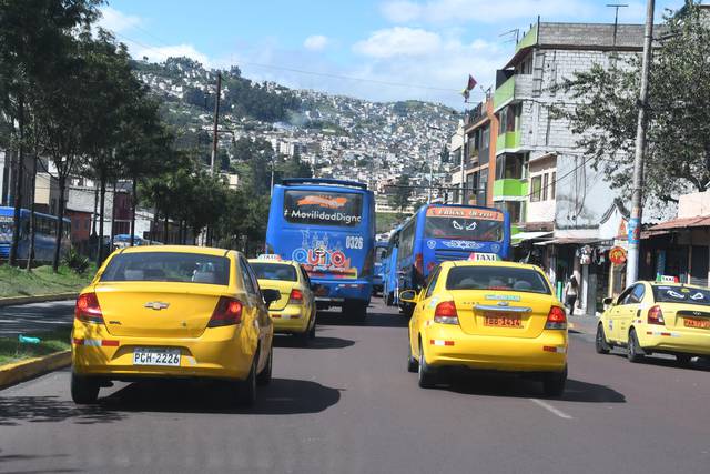 Alcaldía de Quito duplica inversión municipal de Guayaquil, $ 333,7 millones se destinaron en primer año de gestión de Pabel Muñoz