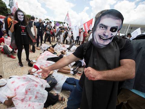 Informe sobre la covid-19 acusa a Jair Bolsonaro de “crímenes contra la humanidad”, él afirma que no tiene la culpa de “absolutamente nada”