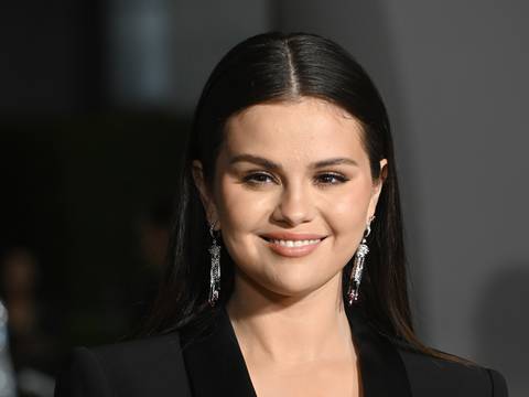 Selena Gomez responde a quienes criticaron su cuerpo en la gala de los Globos de Oro