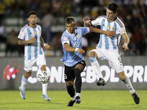 Argentina empata a 3 con Uruguay y se clasifica como primera del grupo B en el Preolímpico Sub-23