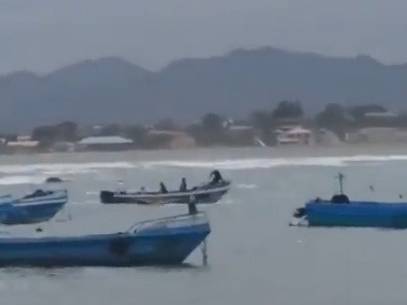 Desconocidos que pretendían desembarcar seis motores fuera de borda protagonizaron balacera en puerto de Chanduy 