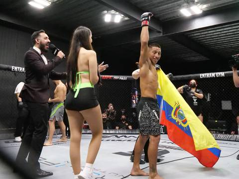 'Demoledor' Rivas se impone por TKO a Juan Pablo Mendoza y se perfila como retador de Adrián Luna Martinetti