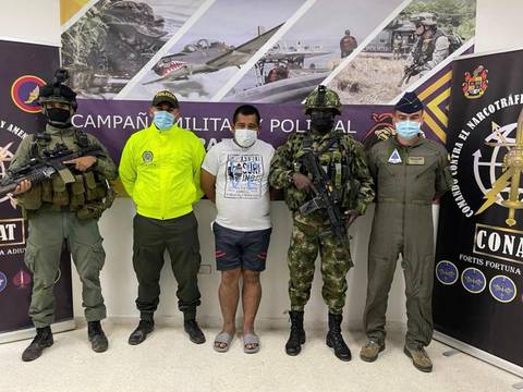 Autoridades colombianas anuncian captura de jefe disidente que habría atentado contra helicóptero que viajaba mandatario Iván Duque