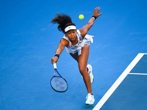 Naomi Osaka destrona a Serena Williams como la atleta mejor pagada del mundo, según Forbes