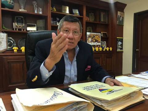 Fiscalía acusará al presidente de la Ecuafútbol