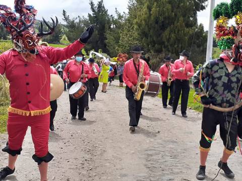 En hacienda y sin público, por el COVID-19, se hizo representación de la tradicional Diablada Pillareña