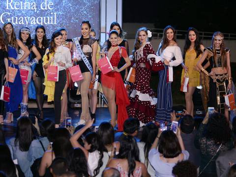Concursantes del certamen Reina de Guayaquil  participaron en Noche de Talento