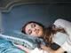 Cinco consejos de la OMS que te ayudarán a dormir mejor