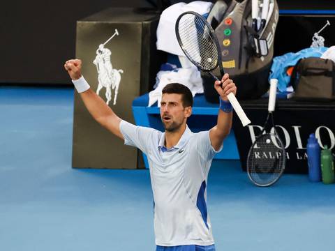 Novak Djokovic derrota a Taylor Fritz y se clasifica a las semifinales del Abierto de Australia