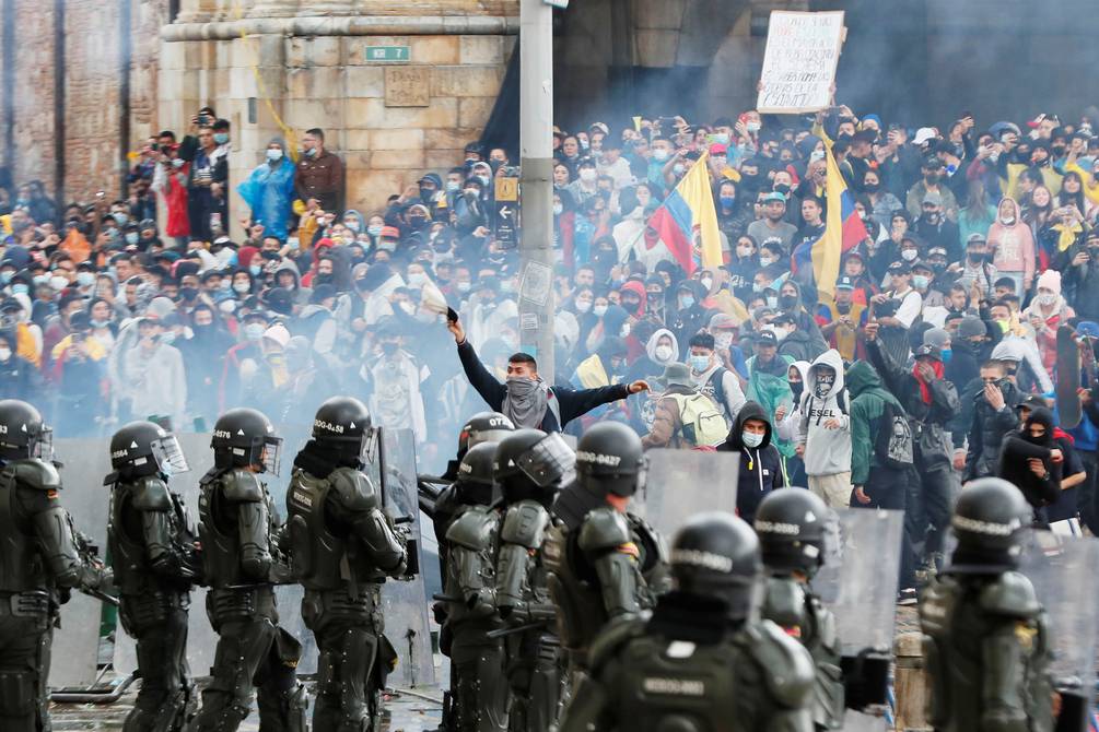Reforma tributaria genera protestas en varias ciudades de Colombia | Internacional | Noticias | El Universo