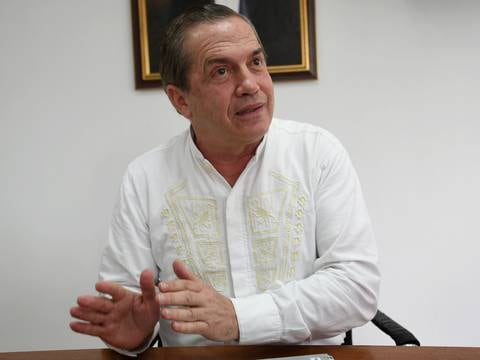 Ricardo Patiño niega supuesto aporte de las FARC a campaña de Rafael Correa 
