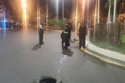 Falsa alarma de explosivo movilizó a agentes del GIR a estación de servicio de Babahoyo 