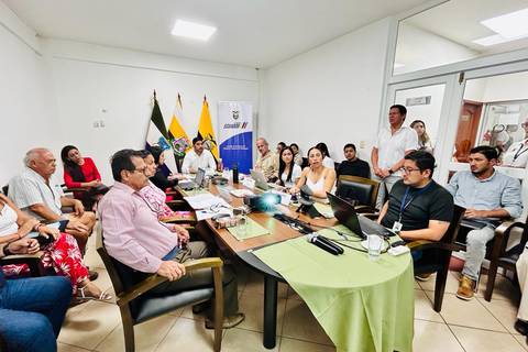 Asambleístas inician fiscalización al incremento de tasa de ingreso a Galápagos 