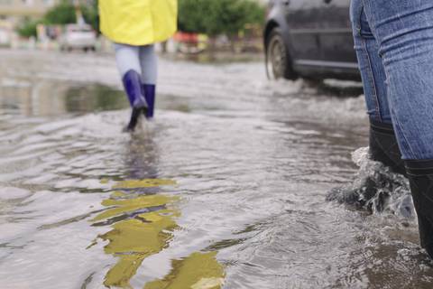 Perú declara en emergencia a 70 distritos del país por intensas lluvias