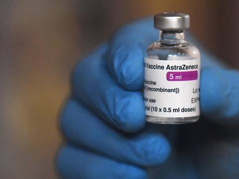 “Es segura y eficaz”, lo que dice desde el 2022 la OMS sobre la vacuna de AstraZeneca