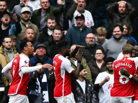 Los ‘gunners’ se llevan el derbi: Arsenal derrota al Tottenham y sigue puntero de la Premier League