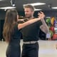 ¡Es viernes y ellos lo saben! Victoria y David Beckham encienden las redes sociales con su video bailando salsa