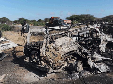Atentado suicida deja 24 muertos en Somalia