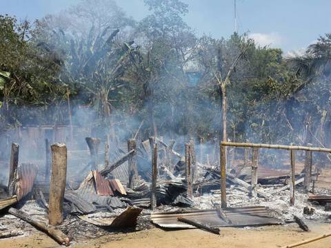 Incendio consumió una vivienda en Urdaneta