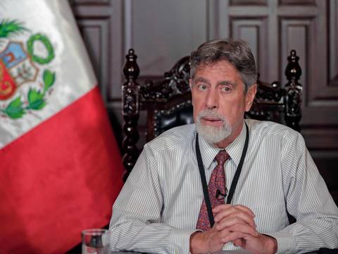 Presidente Francisco Sagasti pide a peruanos unirse para vencer al COVID-19 en el inicio de un nuevo confinamiento