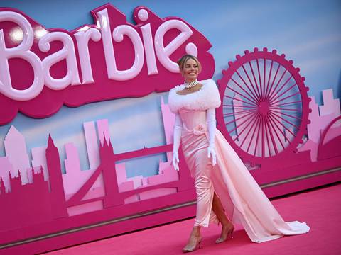 A pesar de ‘Barbie’, las mujeres aún tienen menos protagónicos en Hollywood, indica estudio