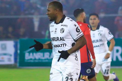 Nuevo gol de Juan Luis Anangonó en Guatemala: Comunicaciones empata en semifinal de ida del Torneo Apertura