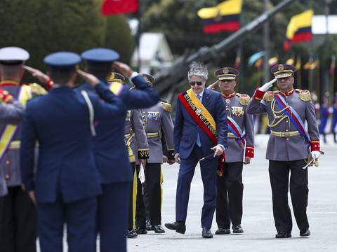 Presidente Guillermo Lasso advierte de una afectación a la seguridad social militar de aprobarse un beneficio económico por desvinculación anticipada