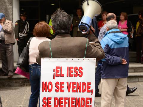 Jubilados del IESS vuelven a manifestarse en Ecuador después de años de ‘tranquilidad’ 