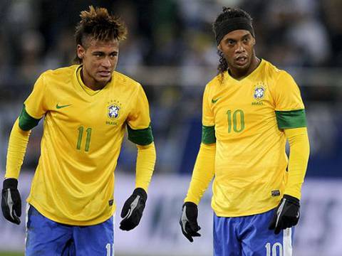 Cesc Fábregas se atrevió a comparar a Neymar con Ronaldinho