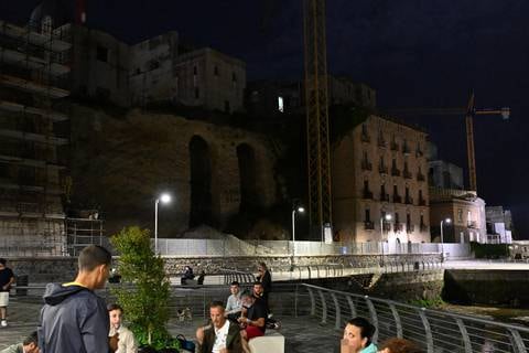 Decenas de sismos en los alrededores de la ciudad italiana de Nápoles