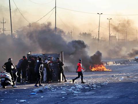 Violencia en Irak: Sin internet, manifestantes buscan otros medios para enviar mensajes