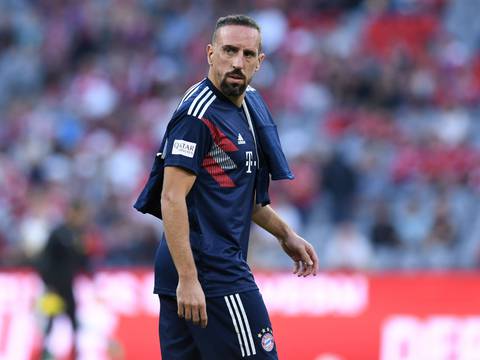 Ribery, multado por el Bayern por insultos en redes tras invitación de chef &#039;Salt Bae&#039;