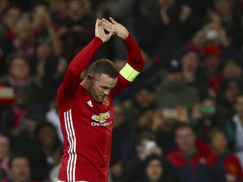 Rooney, absuelto por la federación tras publicación de fotos comprometedoras