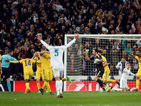 Un polémico penal de último minuto pone al Real Madrid en semifinales