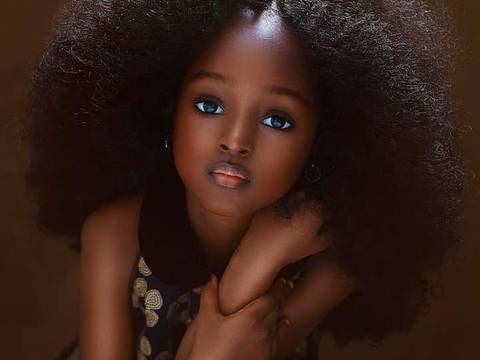Así se ve Jare Ijalana a sus 9 años: la niña nigeriana fue aclamada como la más bella del mundo en el 2018 con una espectacular foto de mirada penetrante
