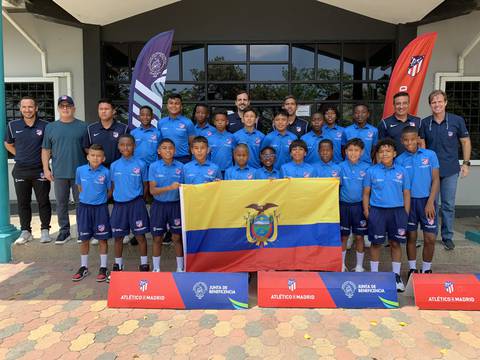 El equipo de la categoría sub-12 del Atlético de Madrid Ecuador se embarcó por primera vez hacia un torneo internacional de fútbol