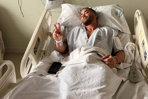 Prince Royce tranquiliza a sus seguidores desde la cama de un hospital: se recupera de una grave reacción alérgica