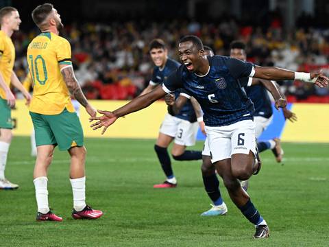 William Pacho será transferido al Eintracht Frankfurt, afirma su entorno