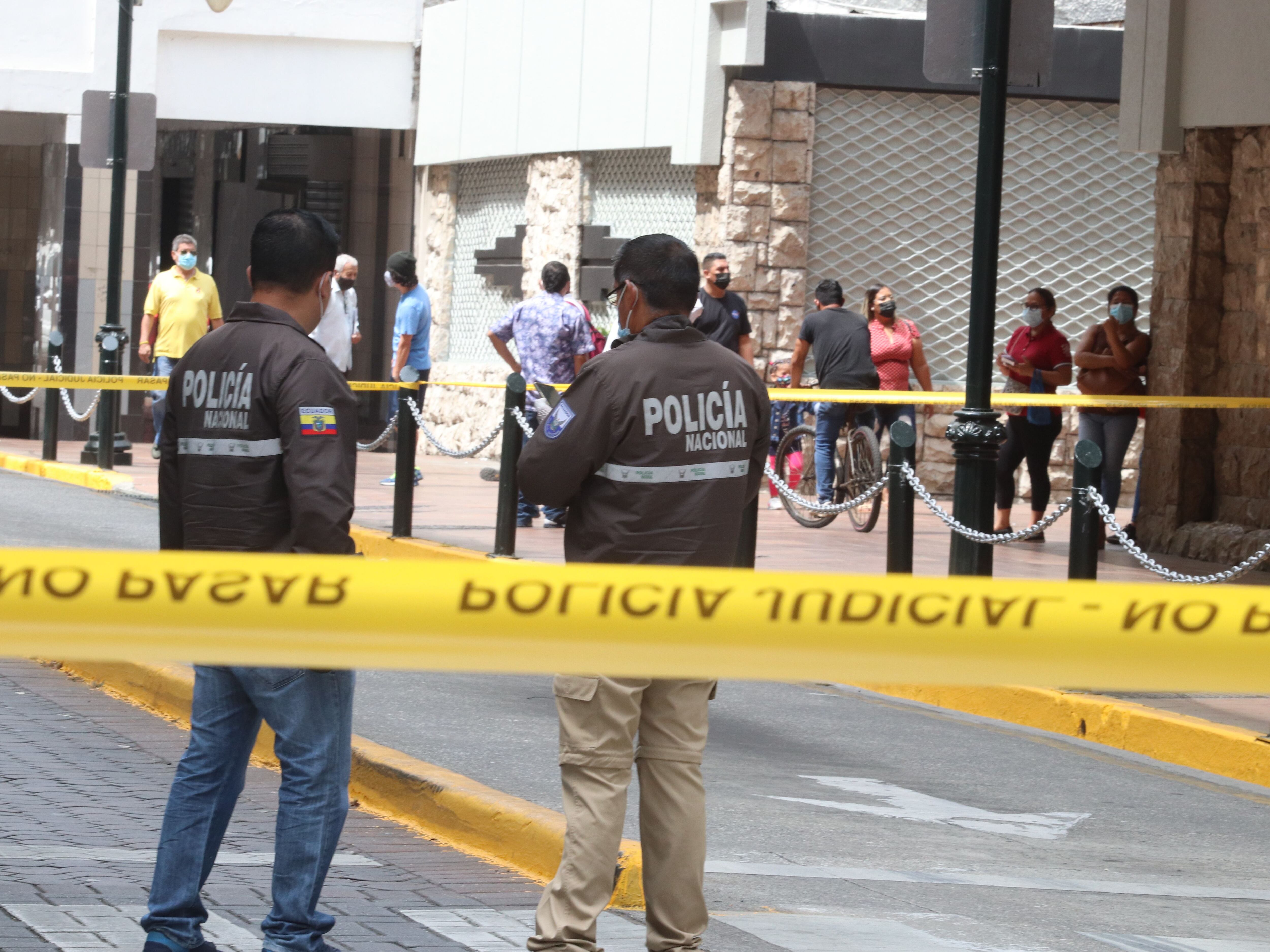 Porte de armas en Ecuador: Reglamento suspendió los permisos hace 12 años y se perdió el 'efecto disuasivo' contra la delincuencia
