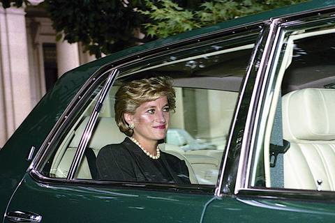 Las más emblemáticas y simbólicas fotos de la princesa Diana por las que llegaron a ofrecer hasta 500 mil libras esterlinas